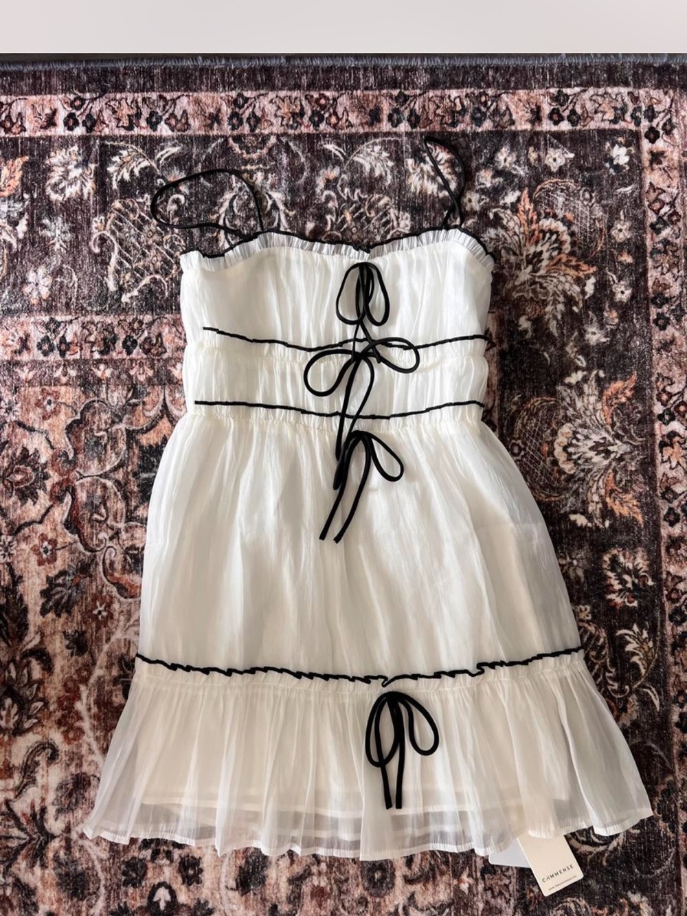 NWT Commense White Tiered mini dress with Black Trim and bow Details